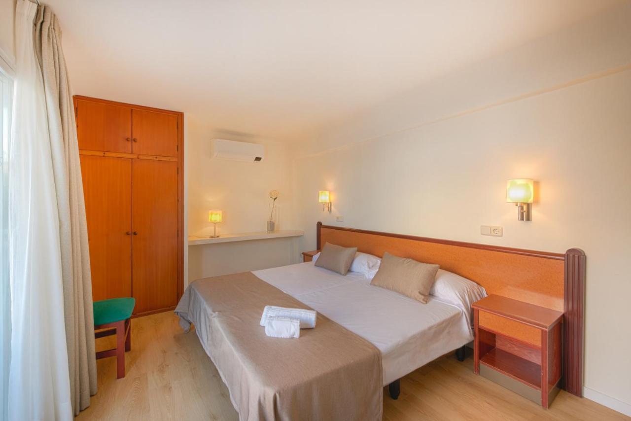 Iroco Hostal Cala D´Or Extérieur photo