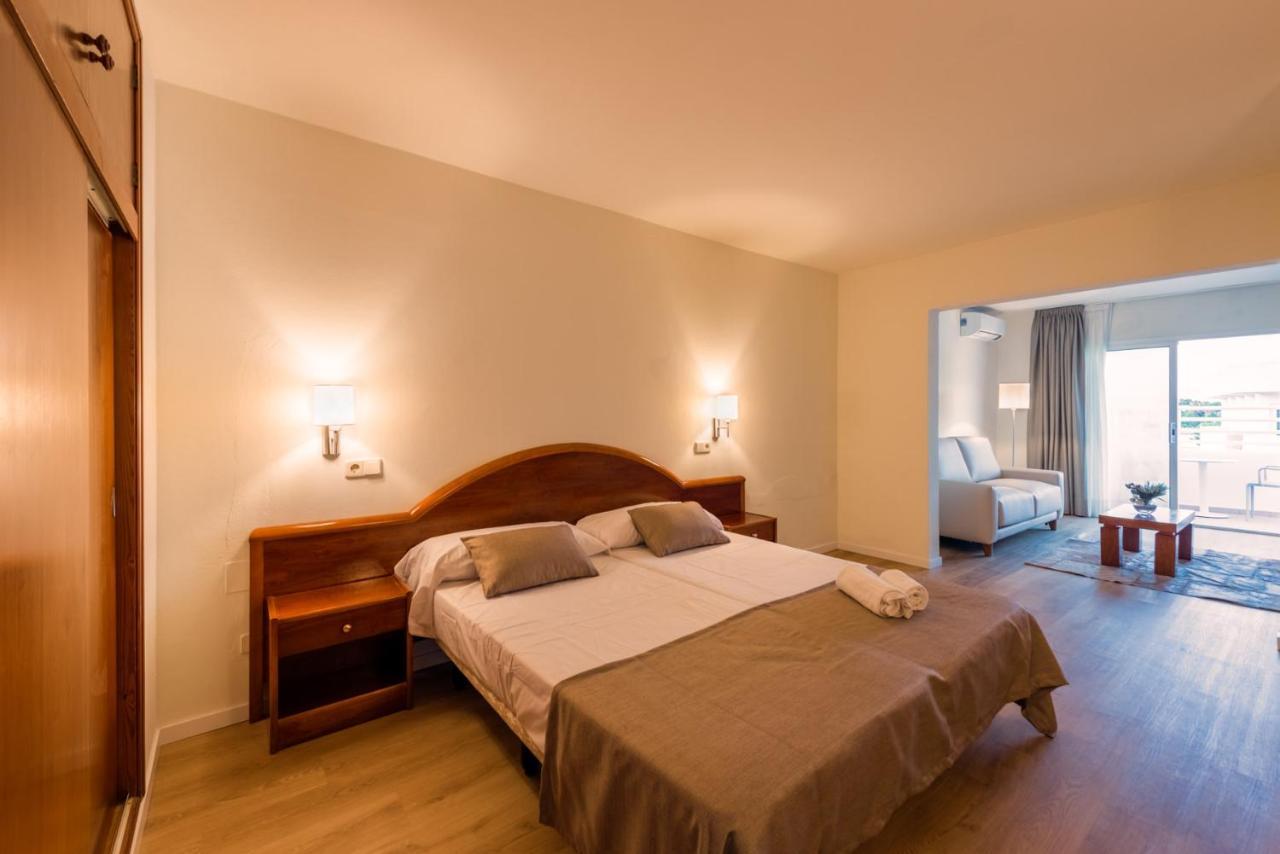 Iroco Hostal Cala D´Or Extérieur photo