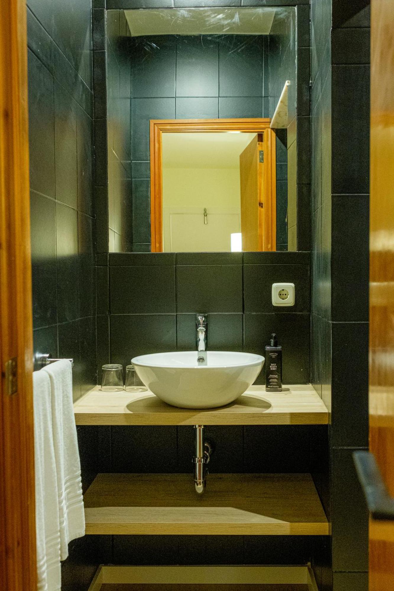 Iroco Hostal Cala D´Or Extérieur photo